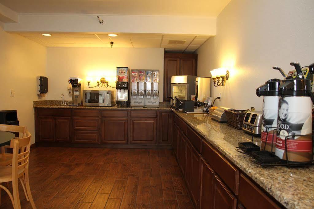 Beachfront Hotel Houghton Lake Dış mekan fotoğraf